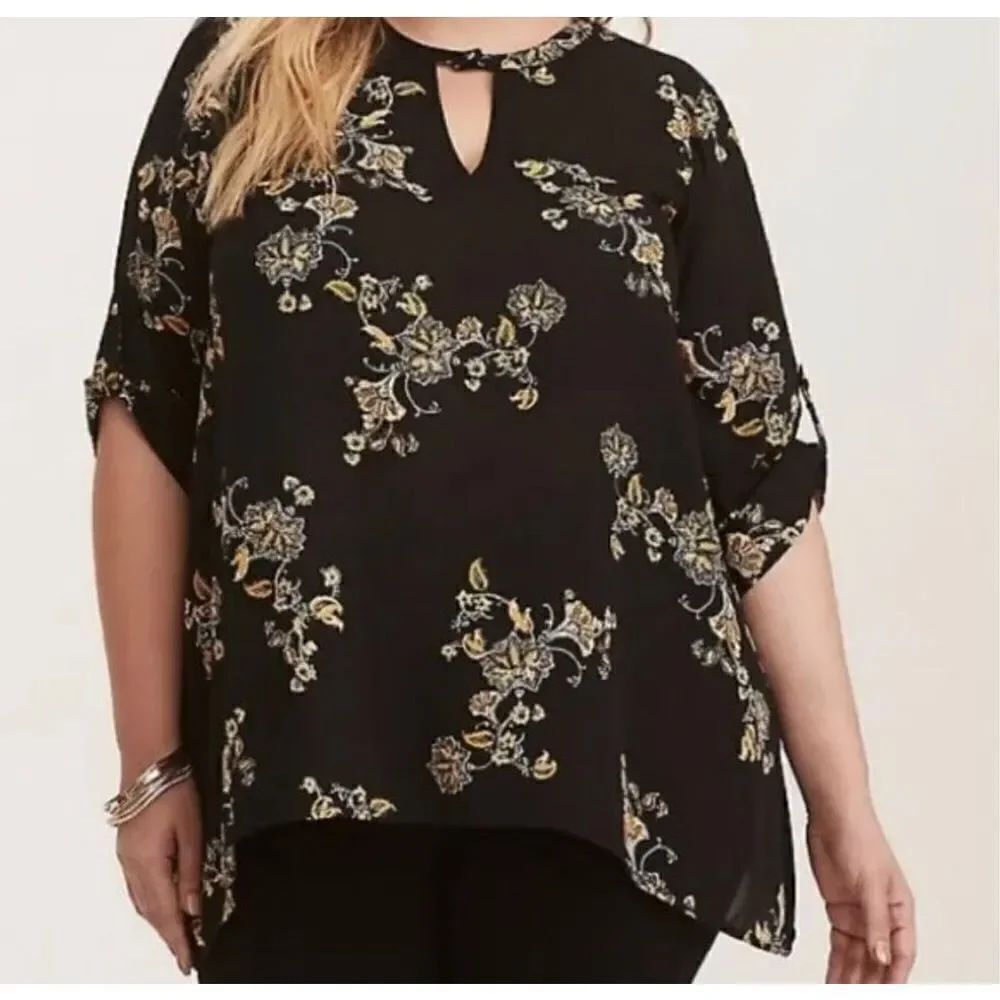 Torrid Sheath Boho Asymmetrical loose fit keyhole tunic blouse Plus Size 4